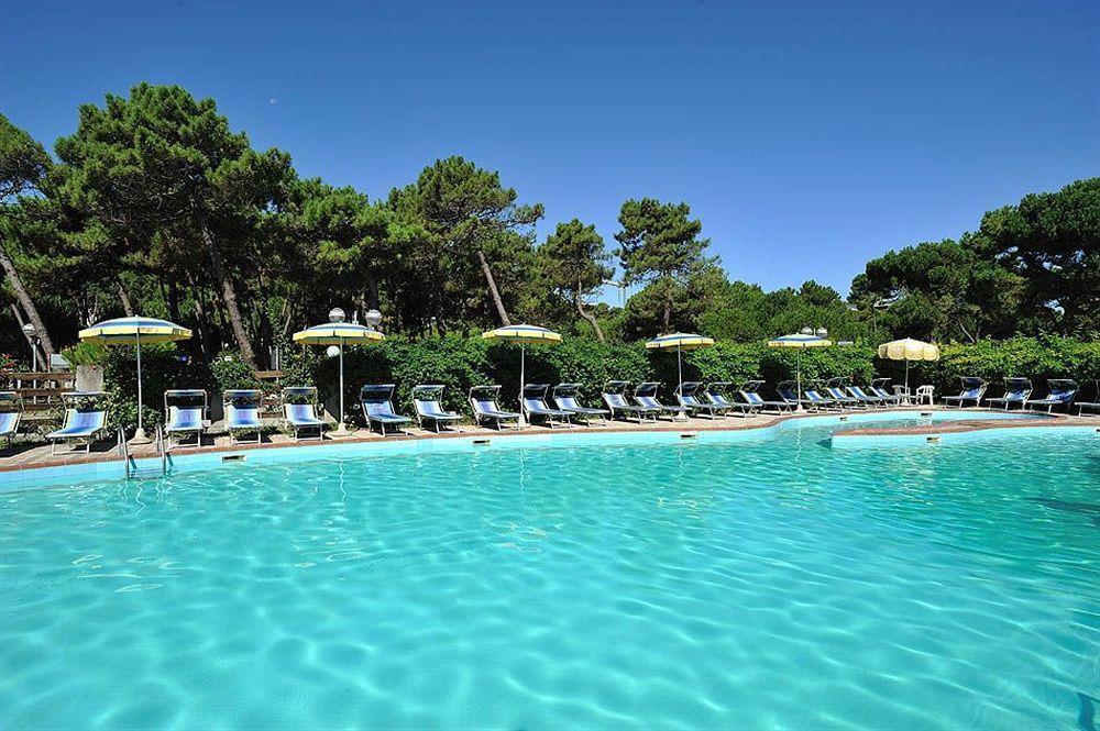 Hotel Ausonia 3*